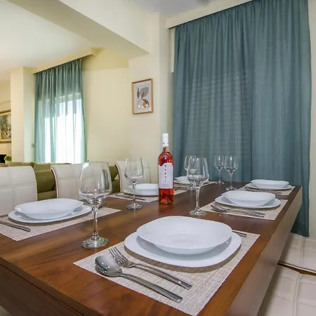 Be Crete - Vista Lazareta 干尼亞